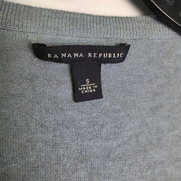 Banana Republic Knit Top Ruffle Button Scoop Neck Gray Pima Cotton Wool Small - Picture 7 of 8